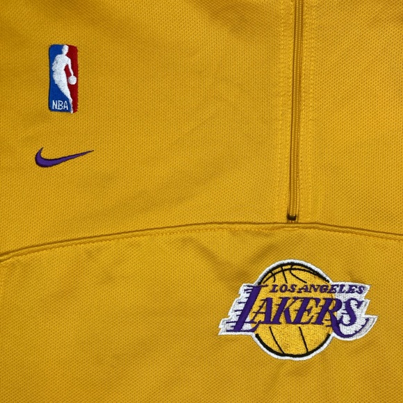 La Lakers Warmup Jersey
Size XL - Picture 5 of 6